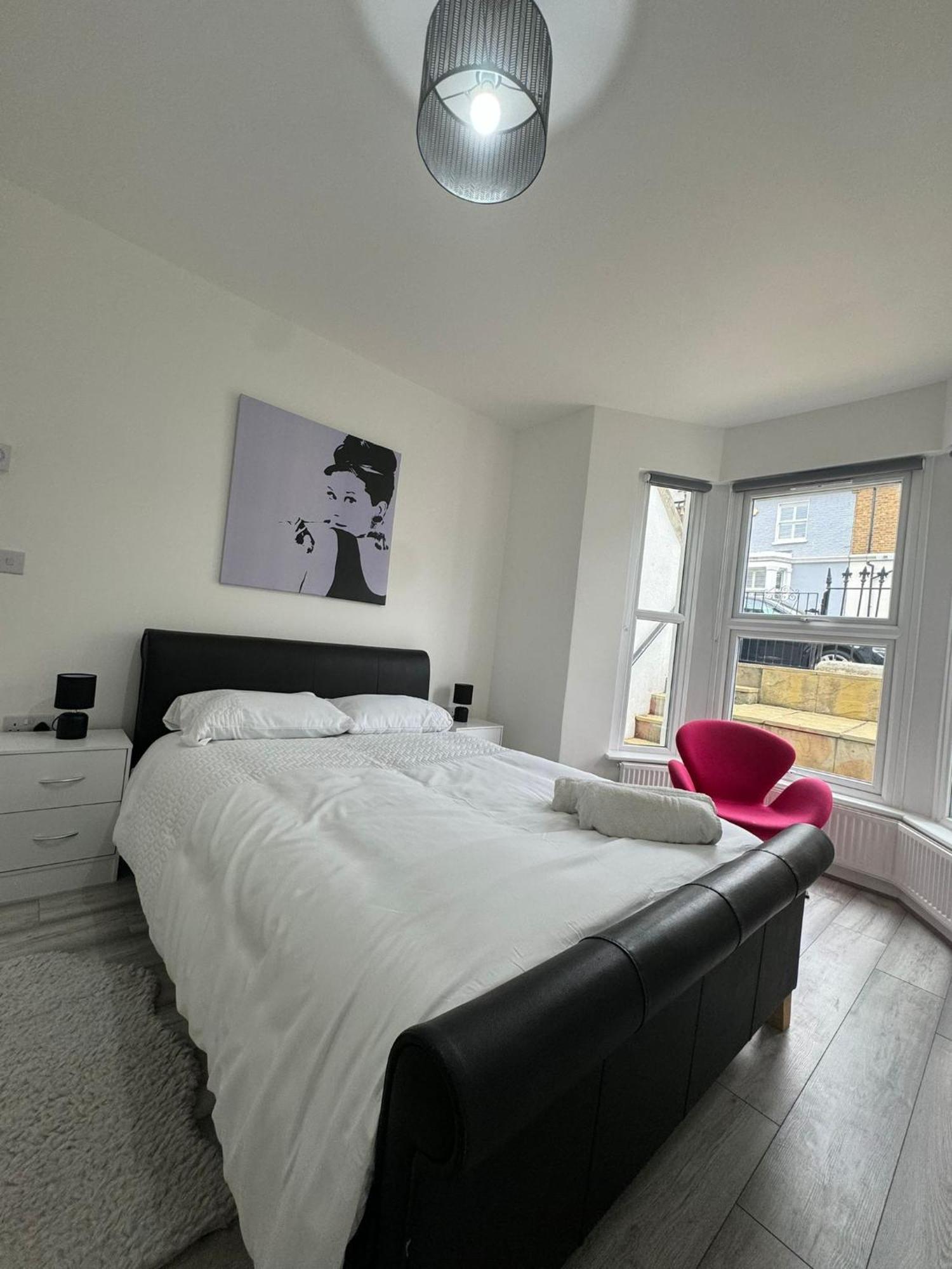 Apartament 2 Double Bedroom Garden Flat In Acton,london *
